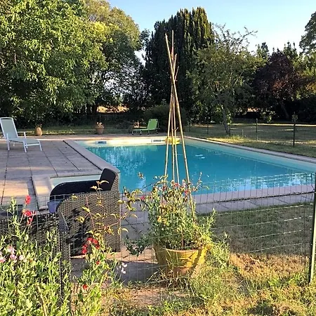 Sever Des Pyrenees فندق مبيت وإفطار